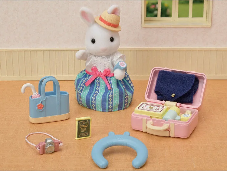 Calico Critters Weekend Travel Set