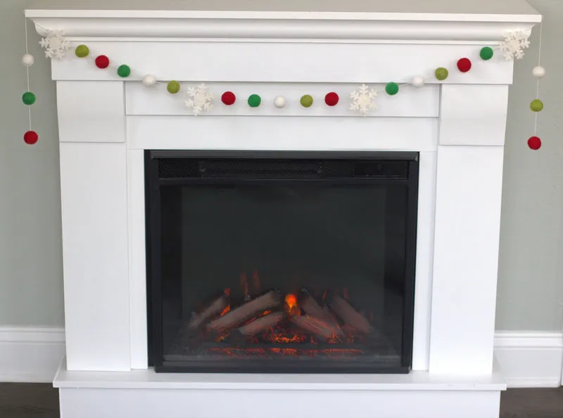 Christmas Snowflake Garland- Green, Red, White