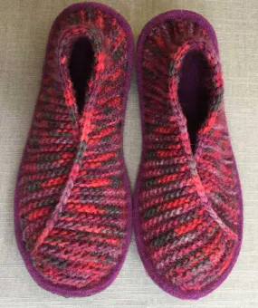 Crossover Knitted Slipper kit - Berry or Volcano Mix