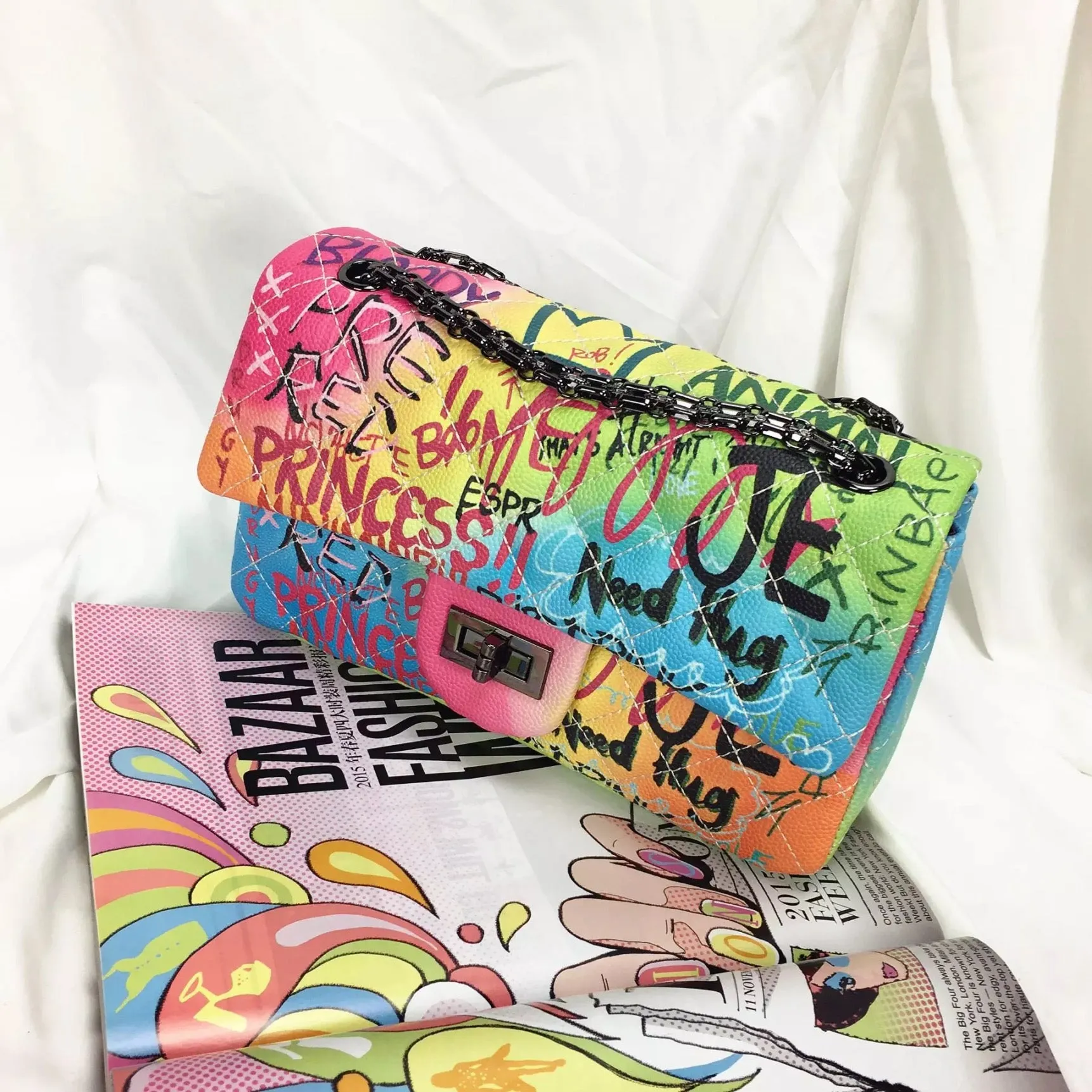 Ladies luxury Graffiti scribble rainbow chain handbag