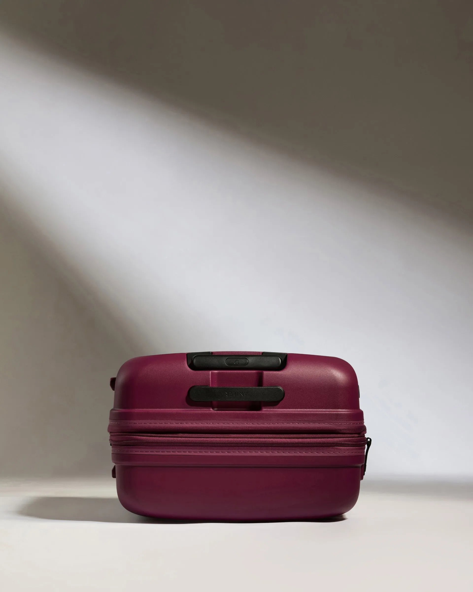 Medium Luggage in Heather Purple - Single Stripe