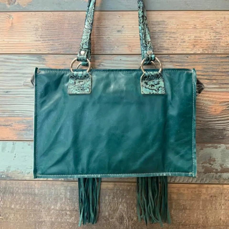 Small Town Tote -  #16640