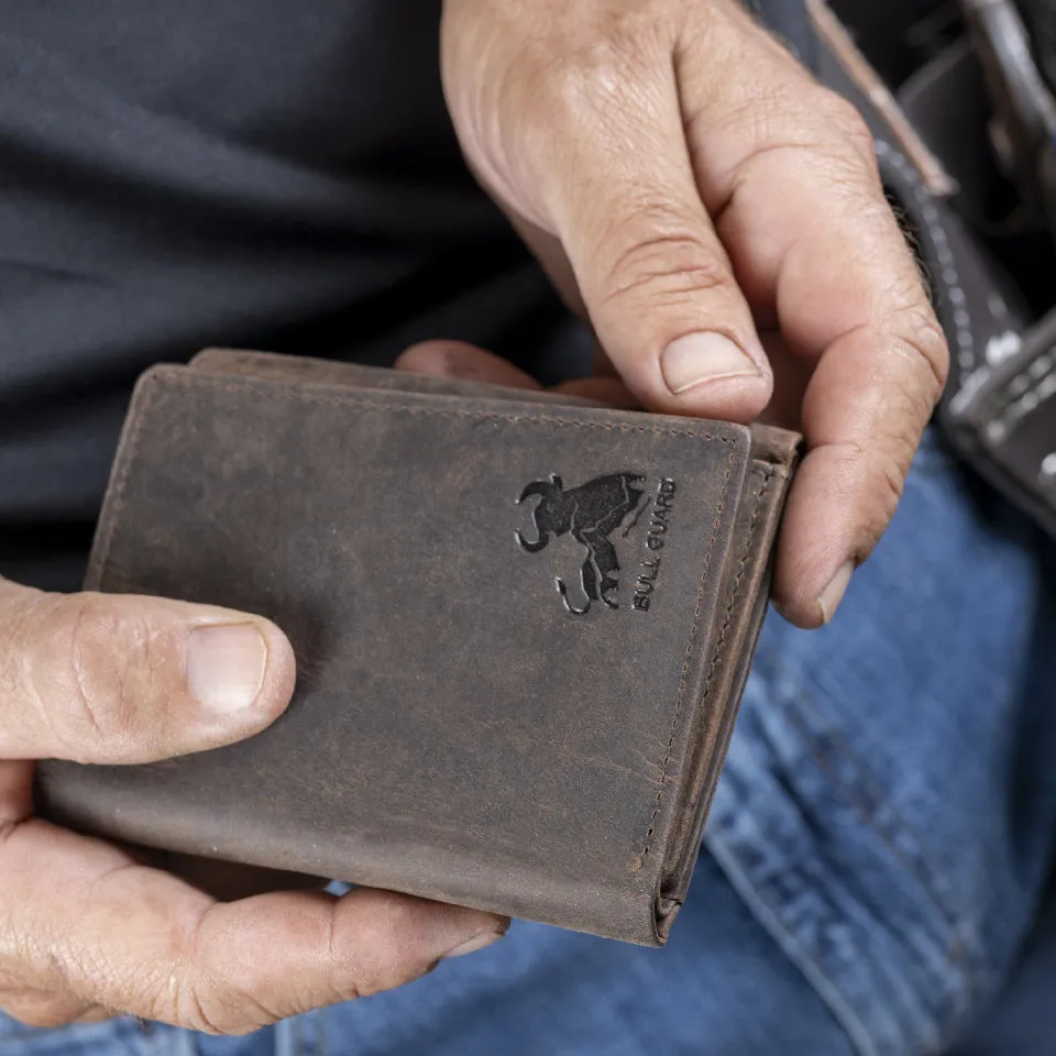 Trifold Freedom Wallet for Men with Air Tag