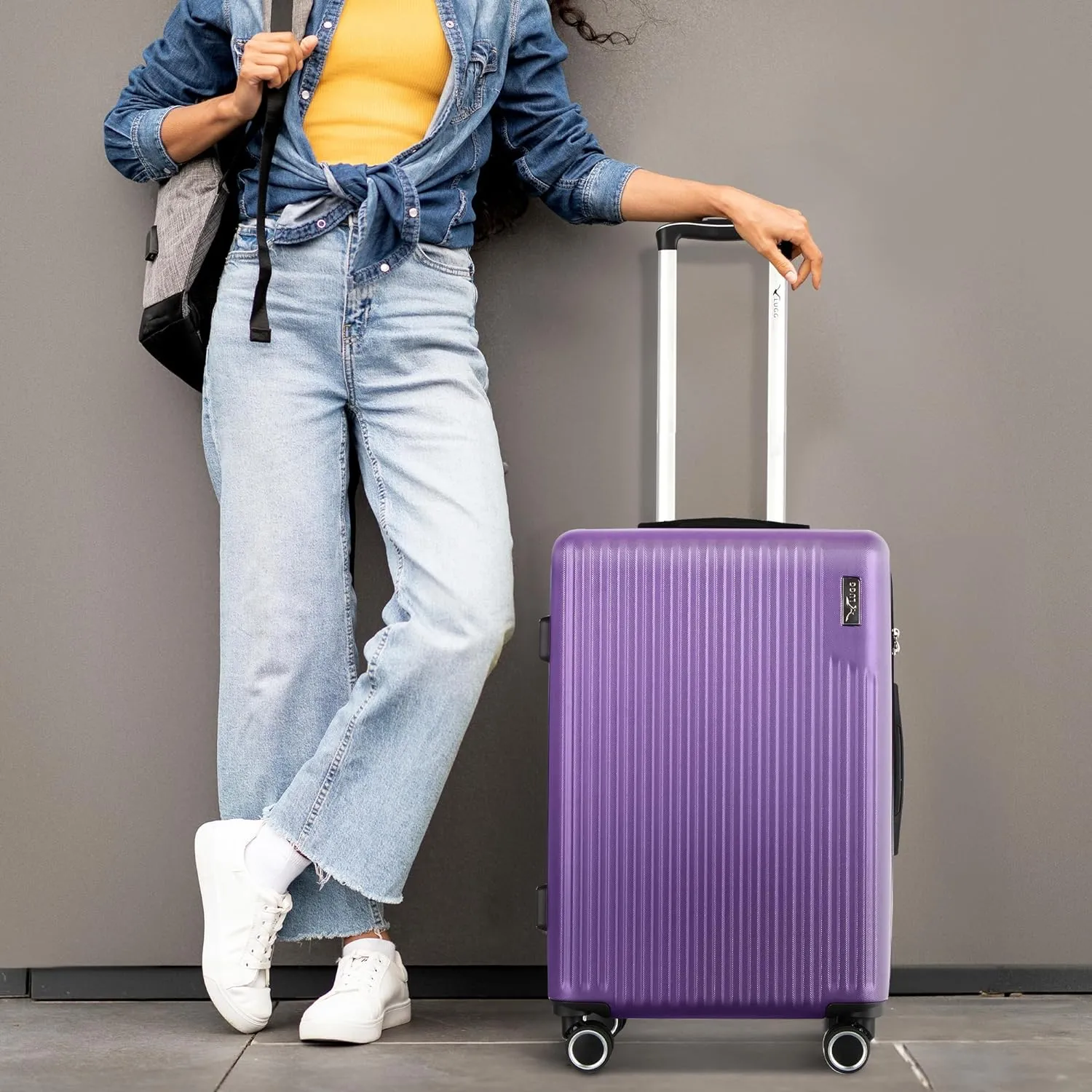 Vacay 20" Cabin Suitcase in Lavender