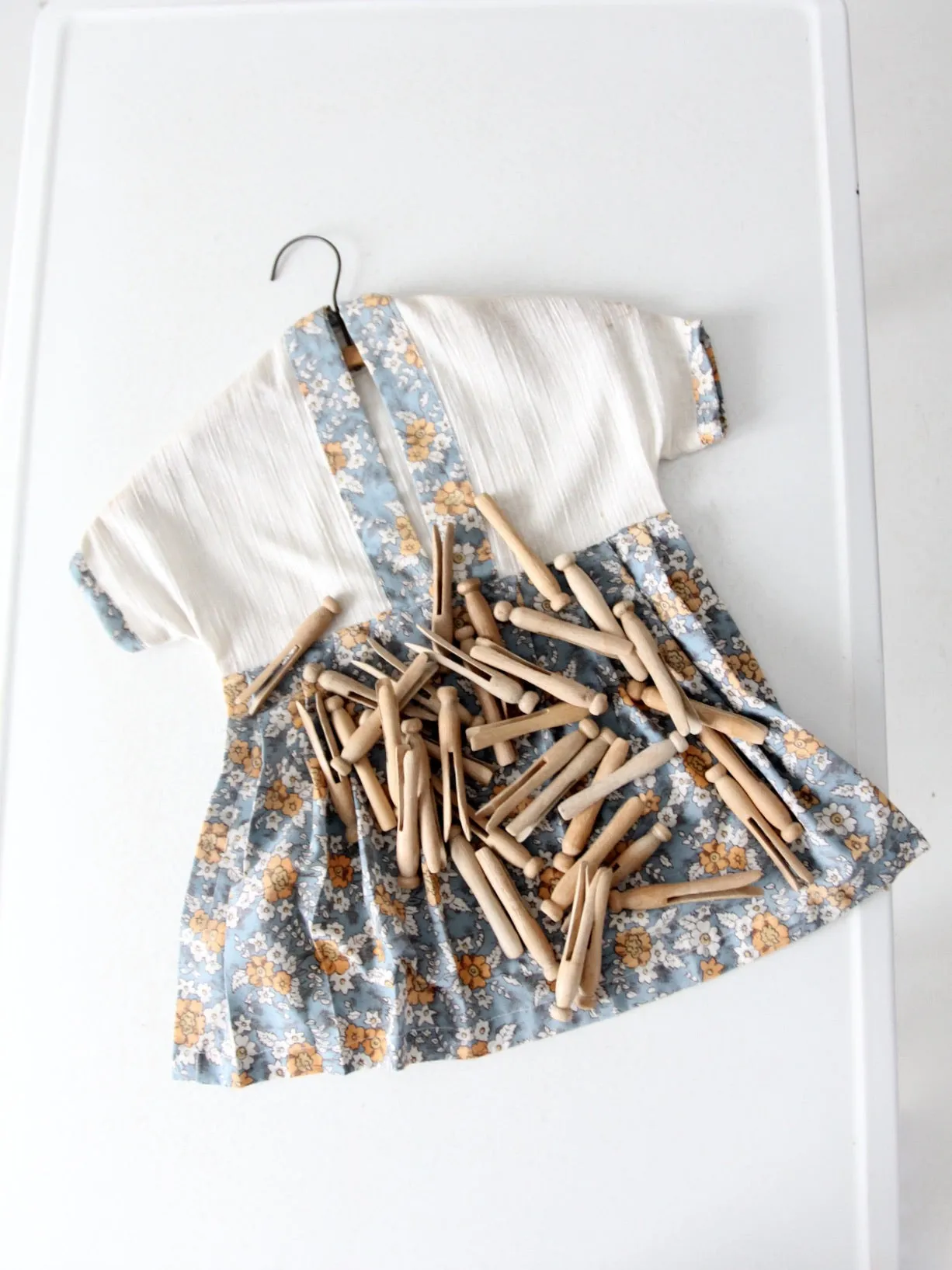 vintage wooden clothespins with storage bag